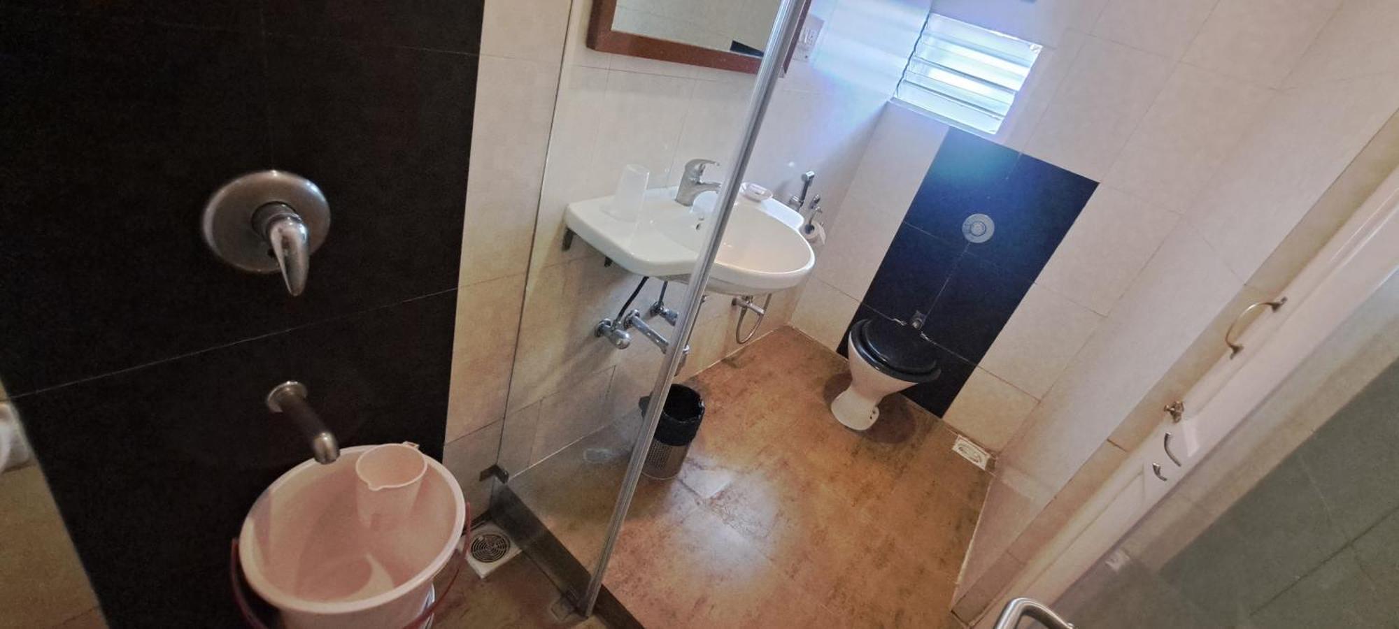 Hotel Swaroop ปูเน่ ภายนอก รูปภาพ